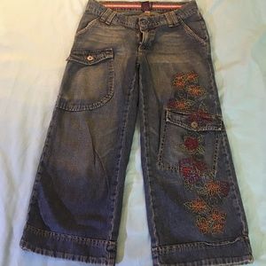 Embroidered crop pants